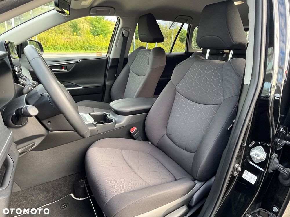 Toyota RAV4 - 18