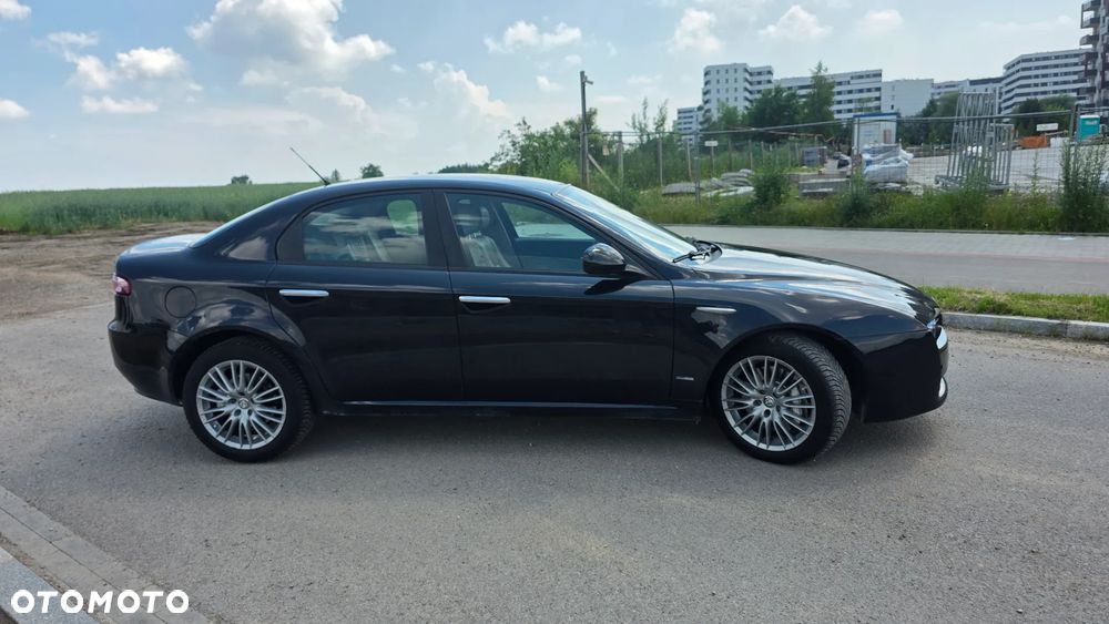 Alfa Romeo 159 2.4 JTDM 20V DPF Distinctive - 3
