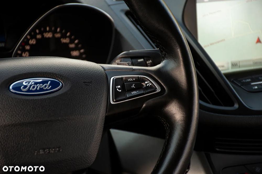 Ford Kuga 2.0 TDCi 4WD Titanium - 34