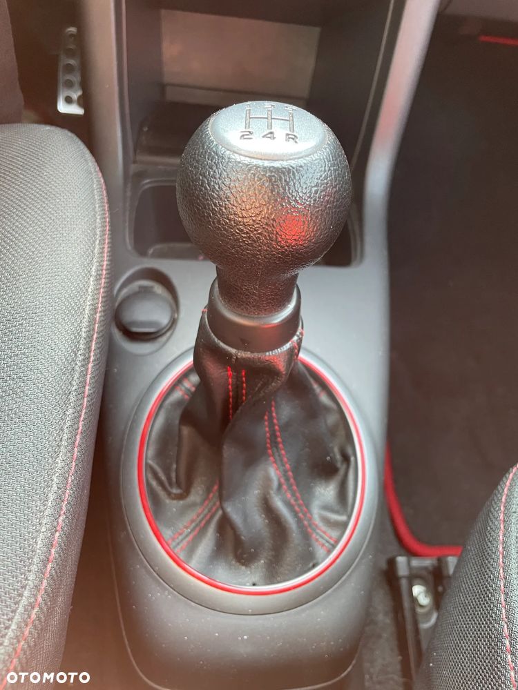 Suzuki Swift 1.6 Sport - 30