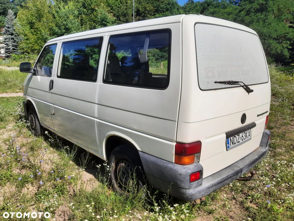 Volkswagen Caravelle - 5