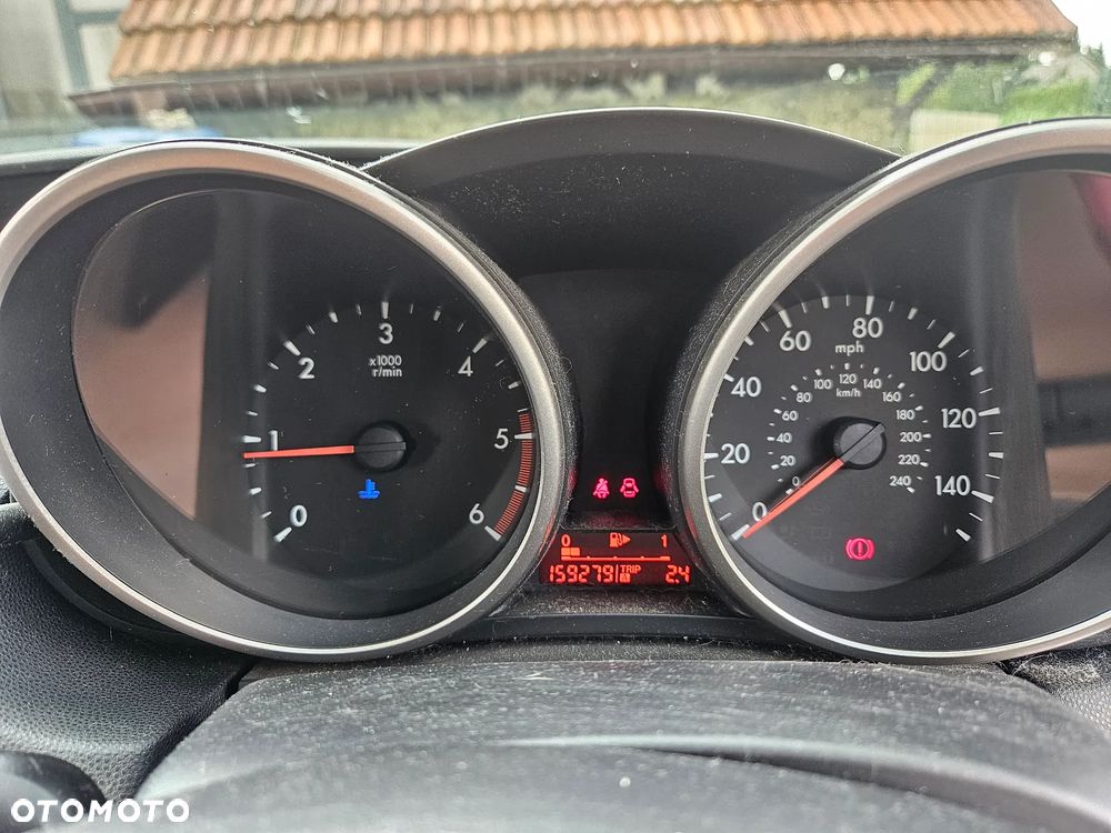 Mazda 3 1.6 CD Exclusive + - 5