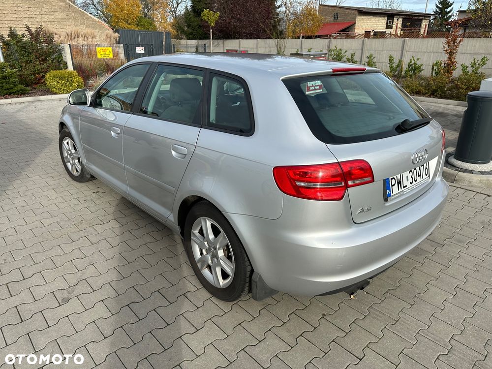 Audi A3 Sportback - 6
