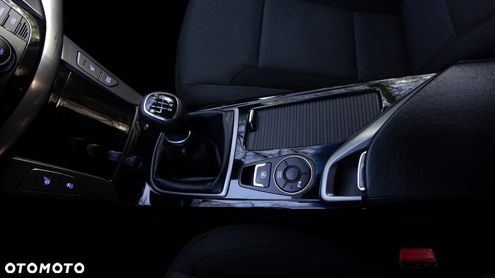 Hyundai i40 1.7 CRDi BlueDrive Premium - 19