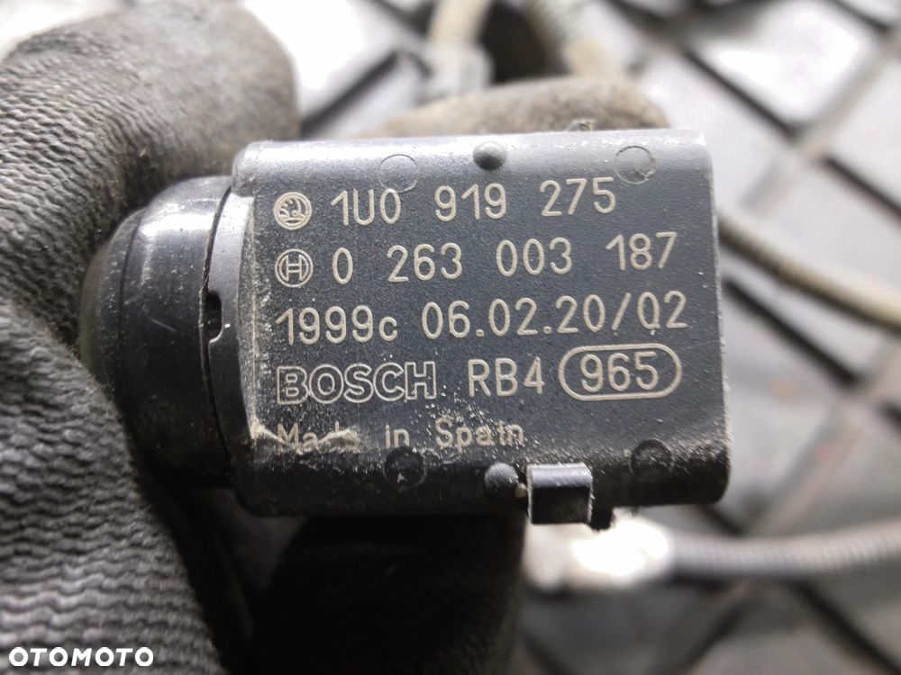 CZUJNIK CZUJNIKI PARKOWANIA PDC TYŁ LA7W VOLKSWAGEN GOLF V PLUS I 1U0919275 CZUJNIKI + WIĄZKA KOM - 4