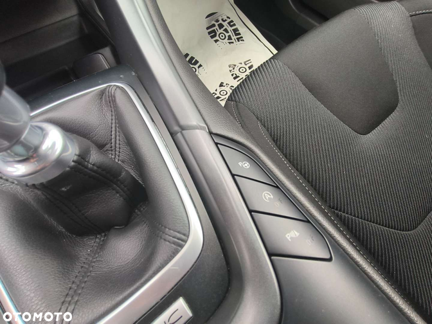 Ford Mondeo - 14