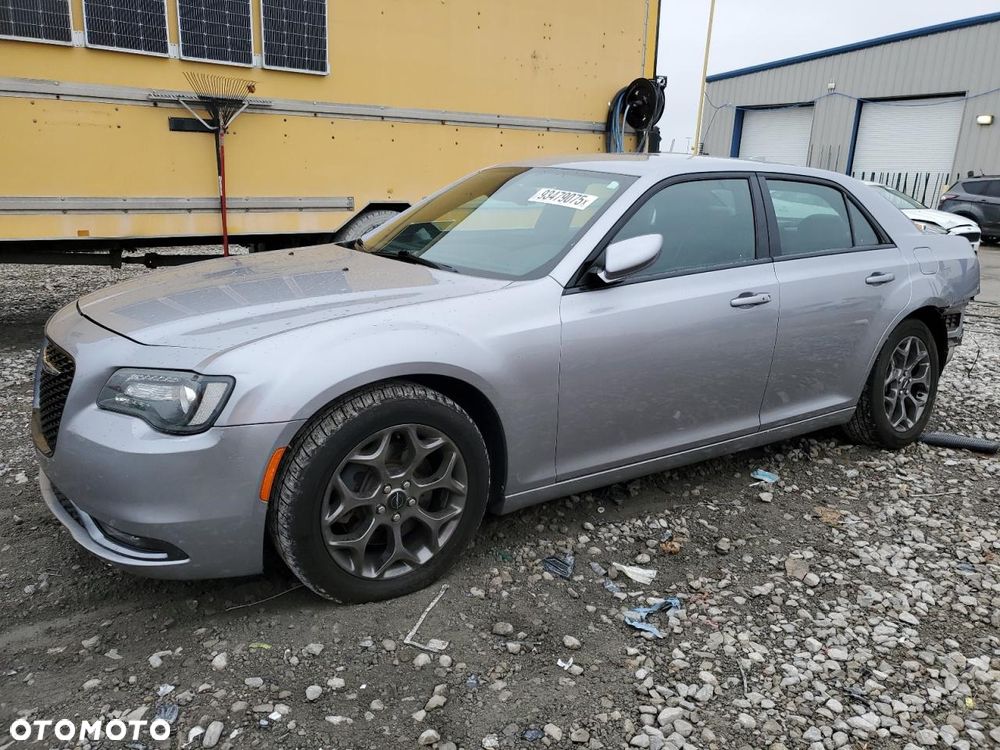Chrysler 300s - 3