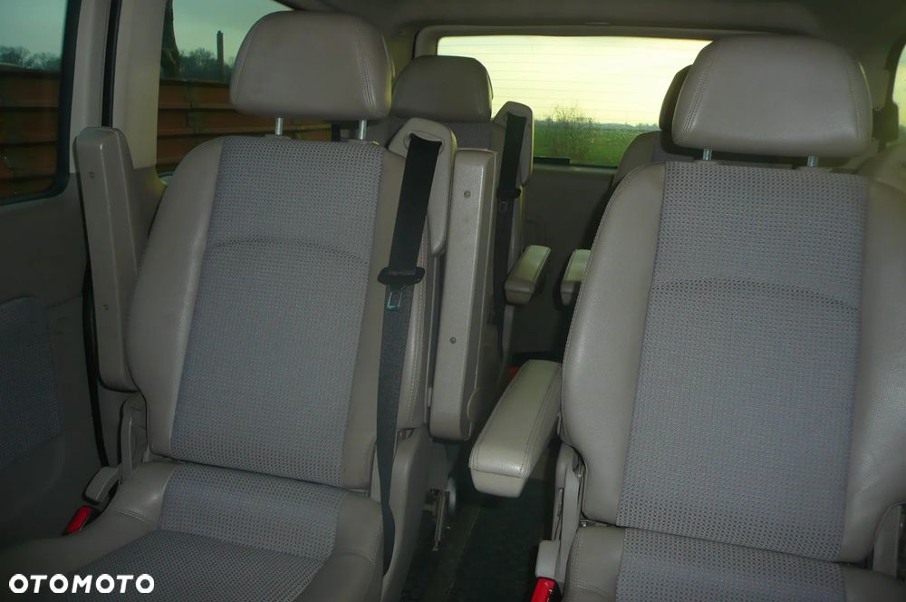 Mercedes-Benz Viano - 7