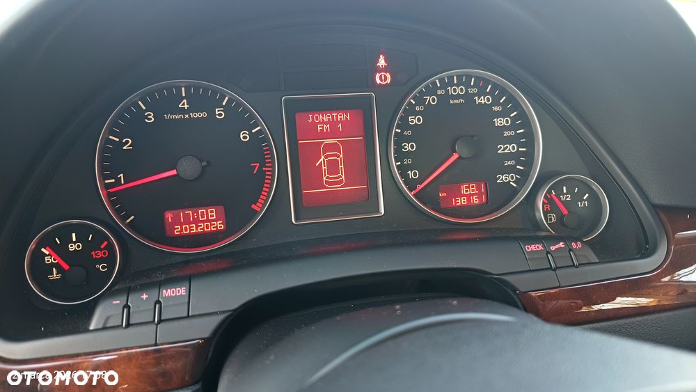 Audi A4 Limousine - 23