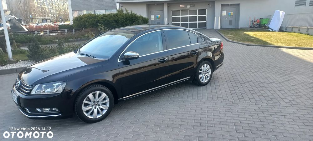 Volkswagen Passat 1.6 TDI BlueMotion Technology Highline - 11