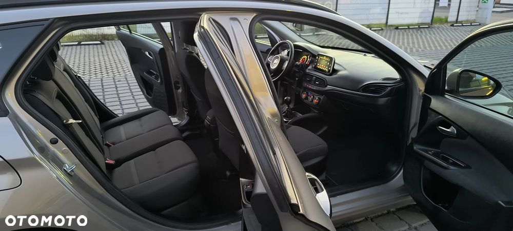 Fiat Tipo 1.4 16V Sport - 27