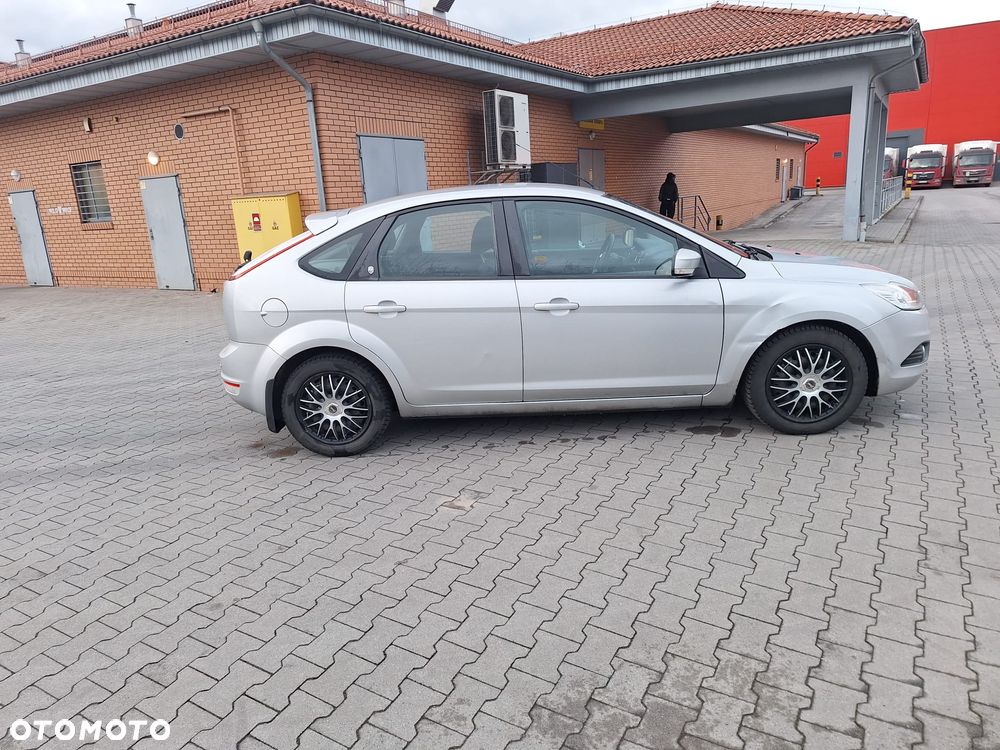 Ford Focus 1.6 Ti-VCT Ghia - 8