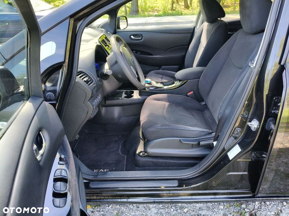 Nissan Leaf 30kWh Acenta - 10