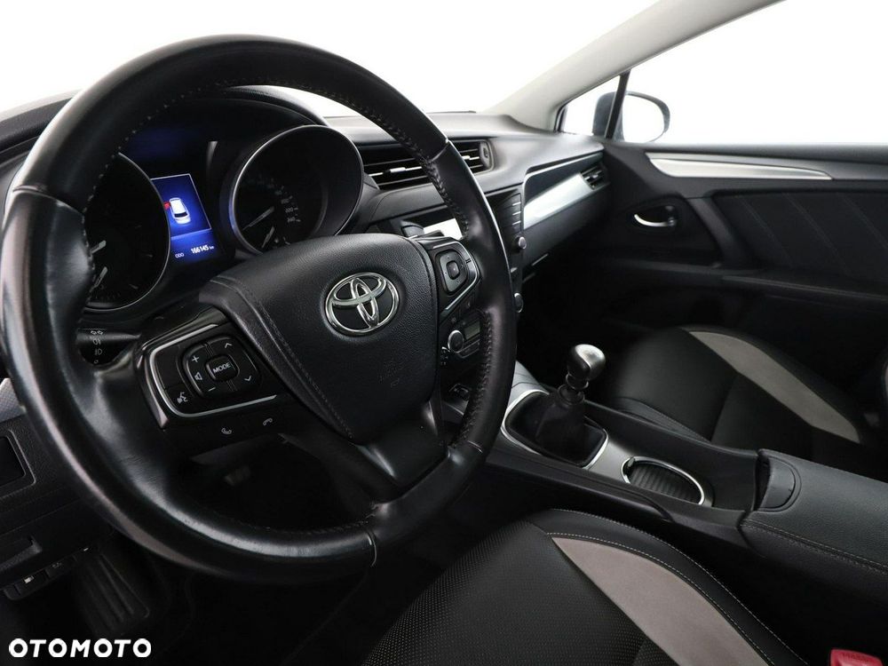 Toyota Avensis 2.0 D-4D Prestige - 14