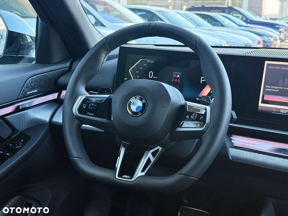 BMW Seria 5 520i - 20