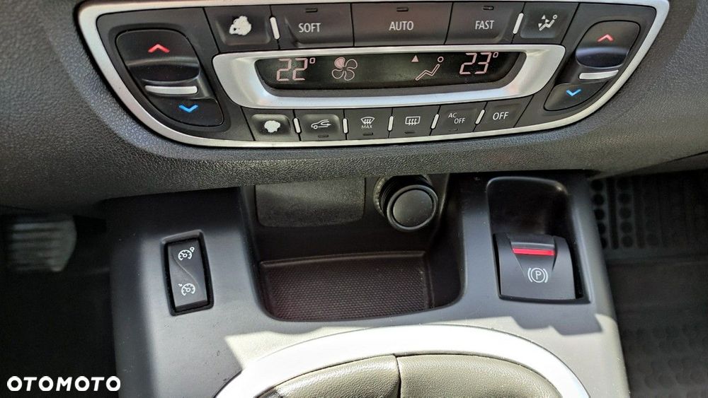 Renault Grand Scenic - 39