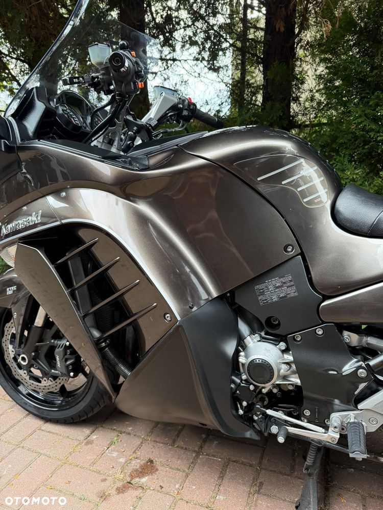 Kawasaki GTR - 20