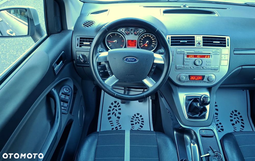Ford Kuga 2.0 TDCi 2x4 Champions Edition - 30