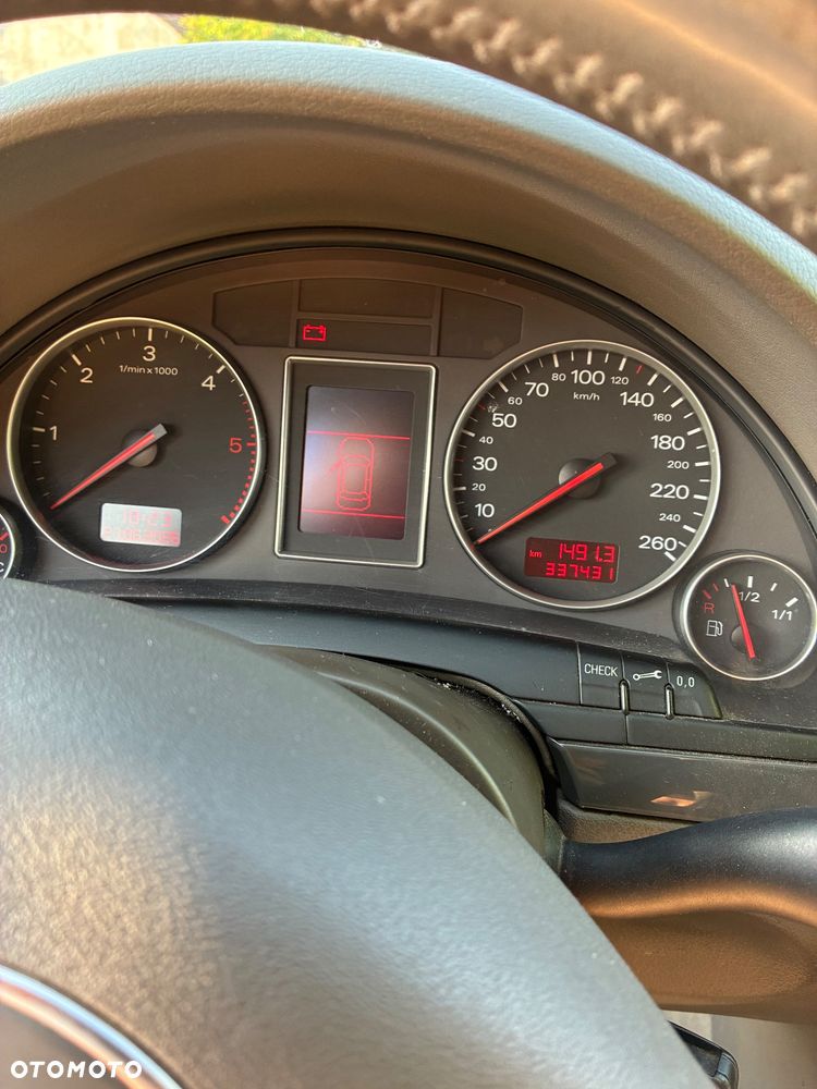 Audi A4 Avant 1.9 TDI - 4