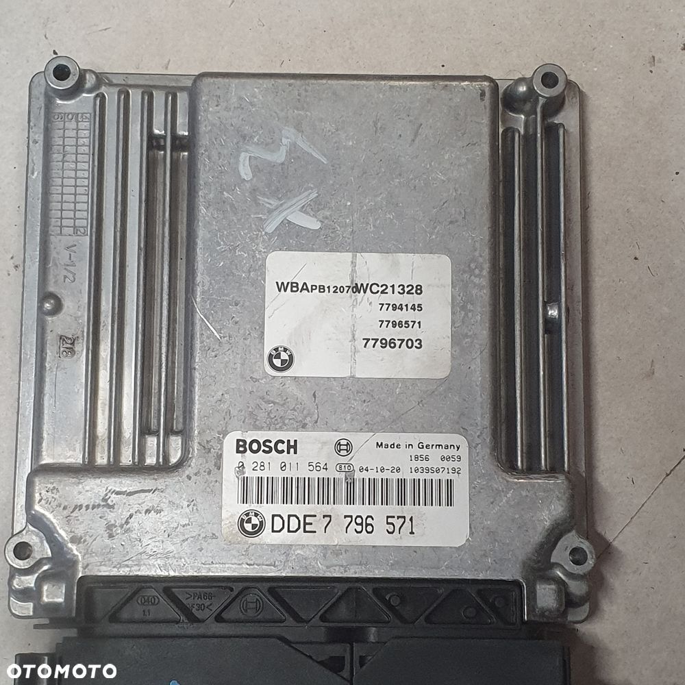KOMPUTER BMW E83 X3 2.0D 0281011564 DDE 7796571 - 1