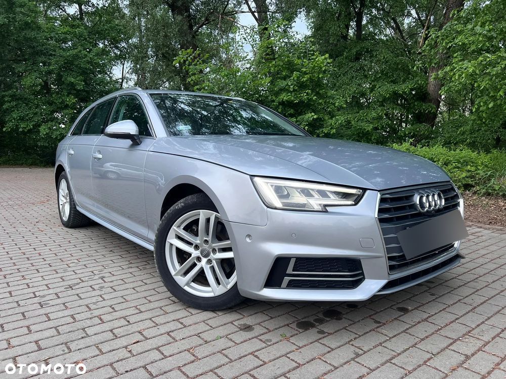 Audi A4 - 1