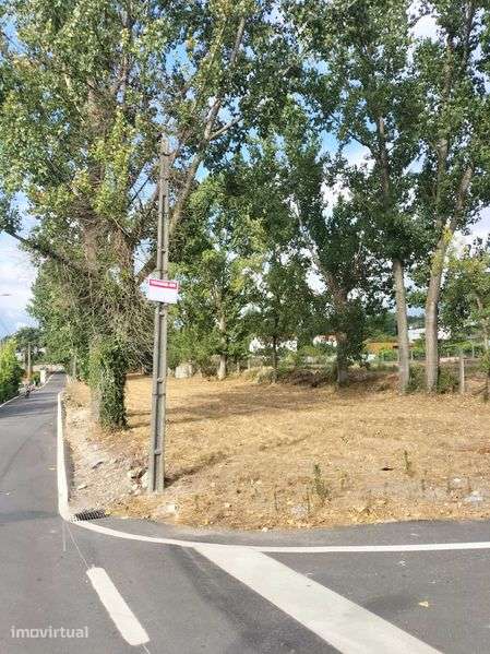 Vender terreno para construçao