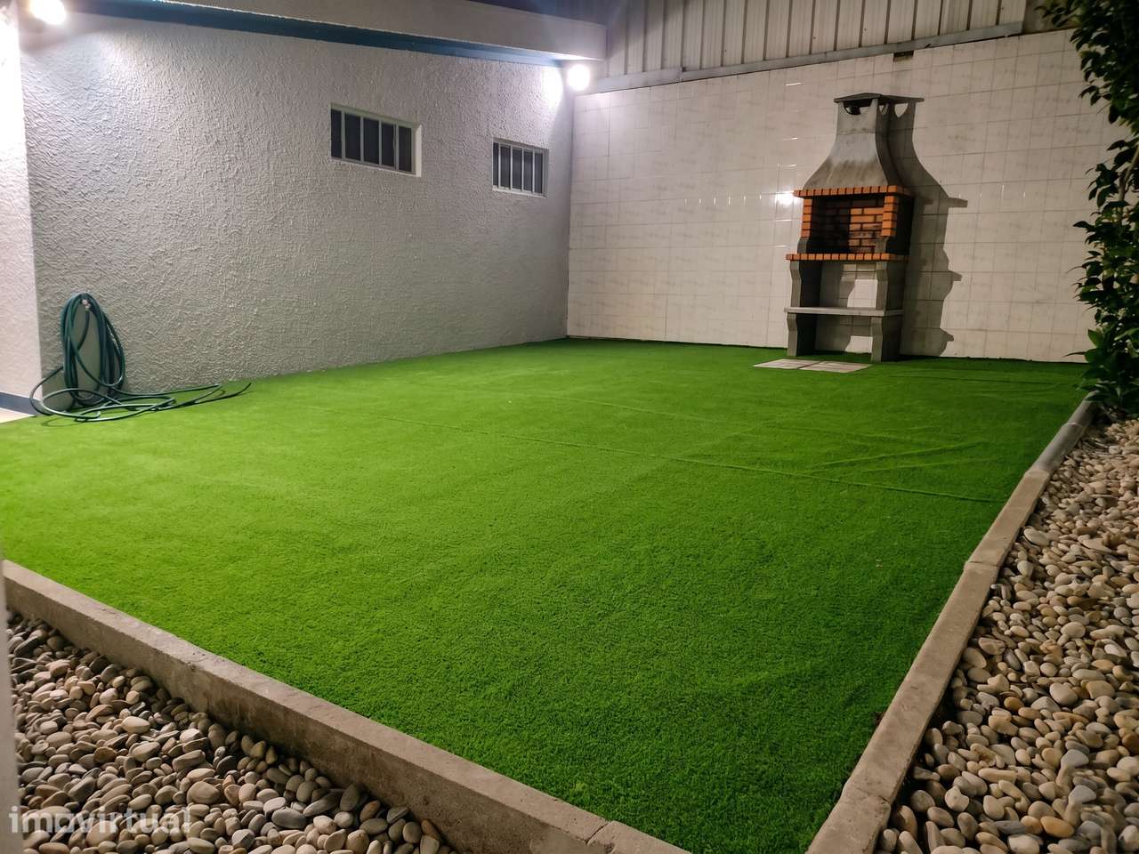 Moradia T4 com Garagem Terraço e Águas Furtadas - Grande imagem: 4/40