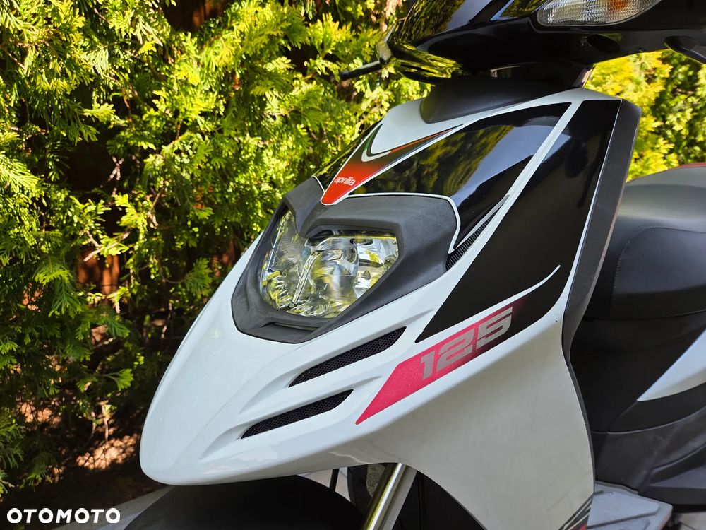 Aprilia SR - 10