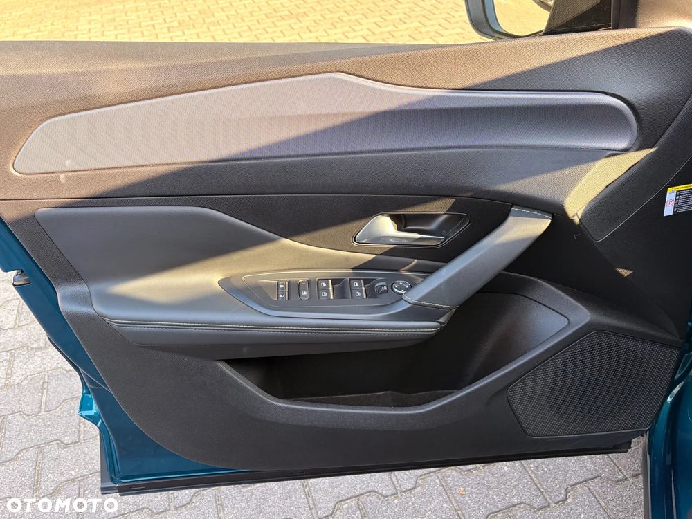Peugeot 408 1.2 PureTech GT S&S EAT8 - 16