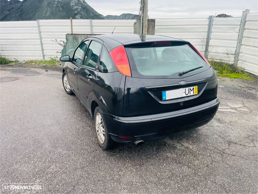 Ford Focus 1.8 TDCi Ghia - 3