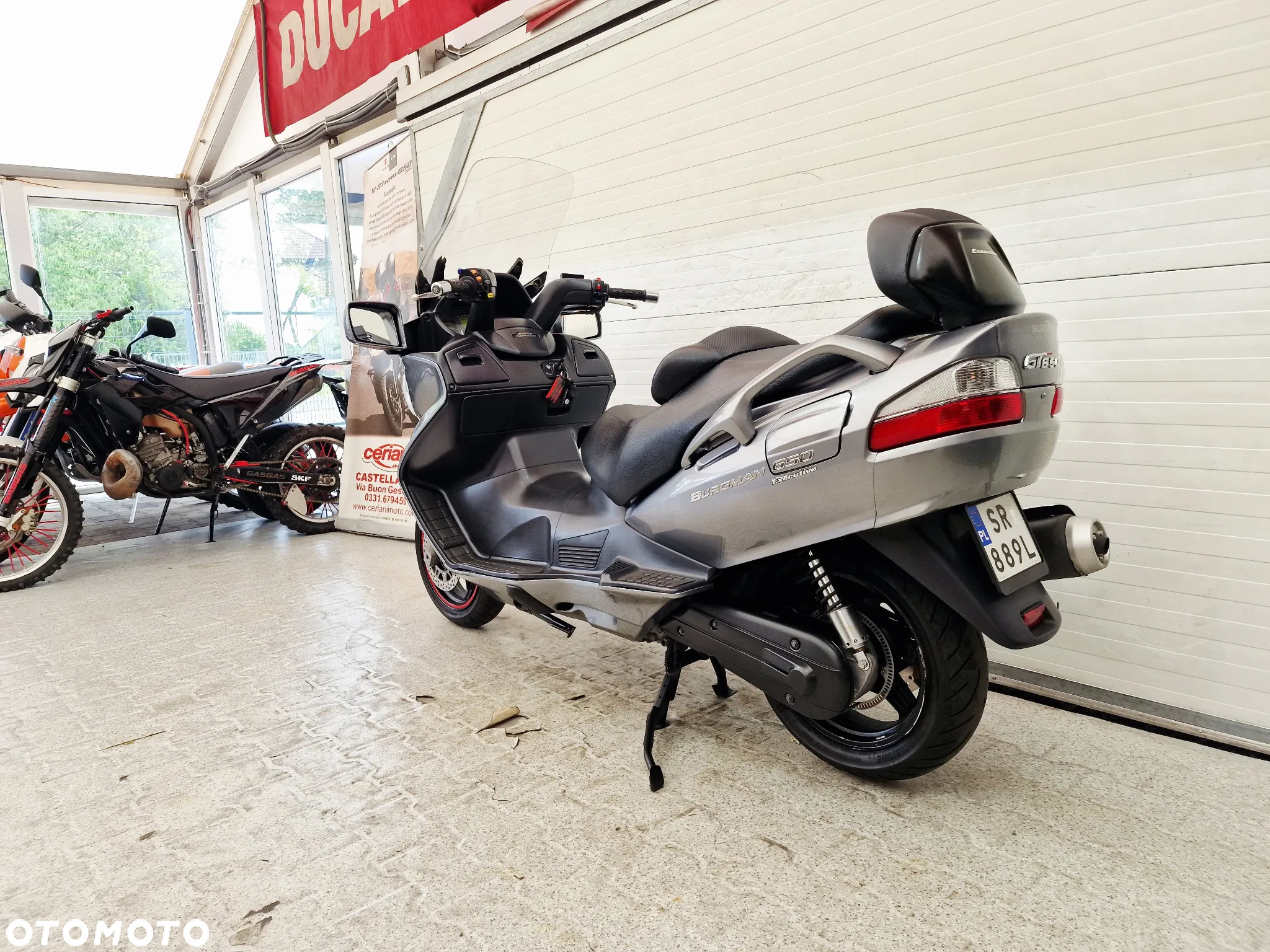 Suzuki Burgman - 6