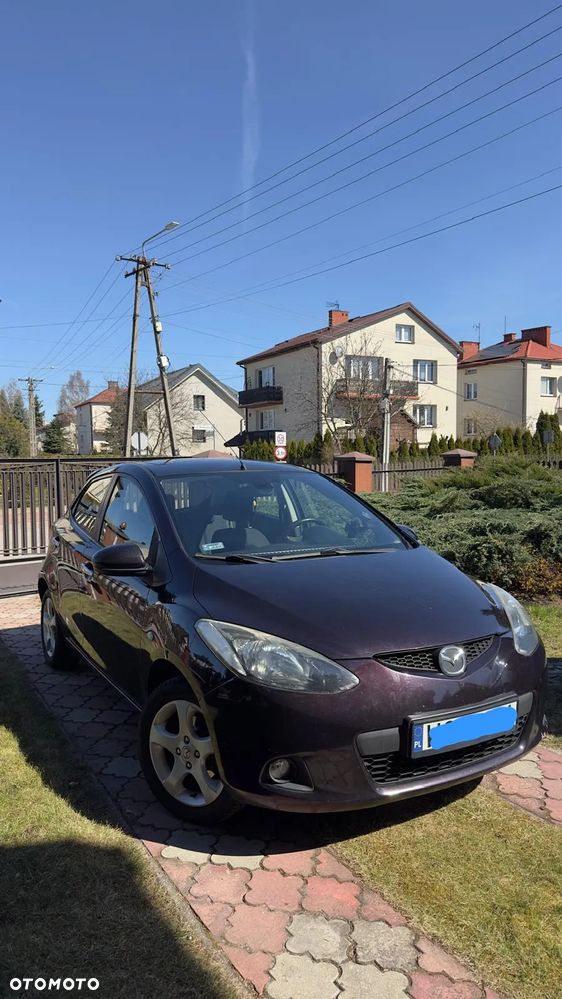 Mazda 2 - 7