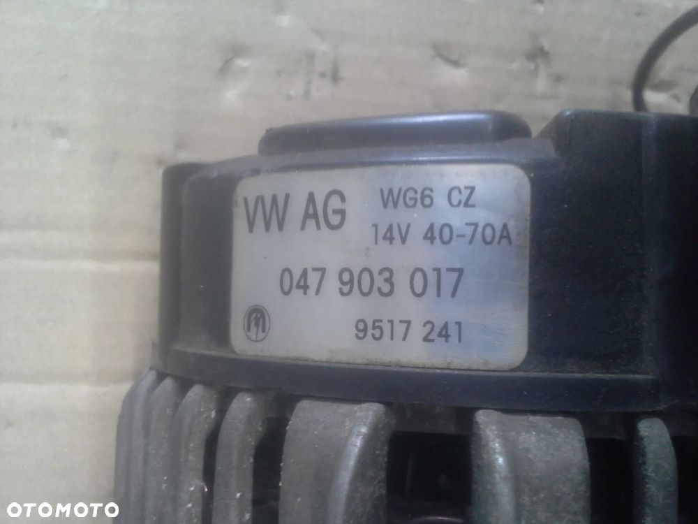 Skoda Fabia 1.4 MPi alternator 70A  047903017 - 4