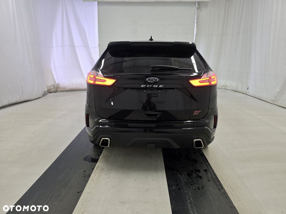 Ford Edge - 7