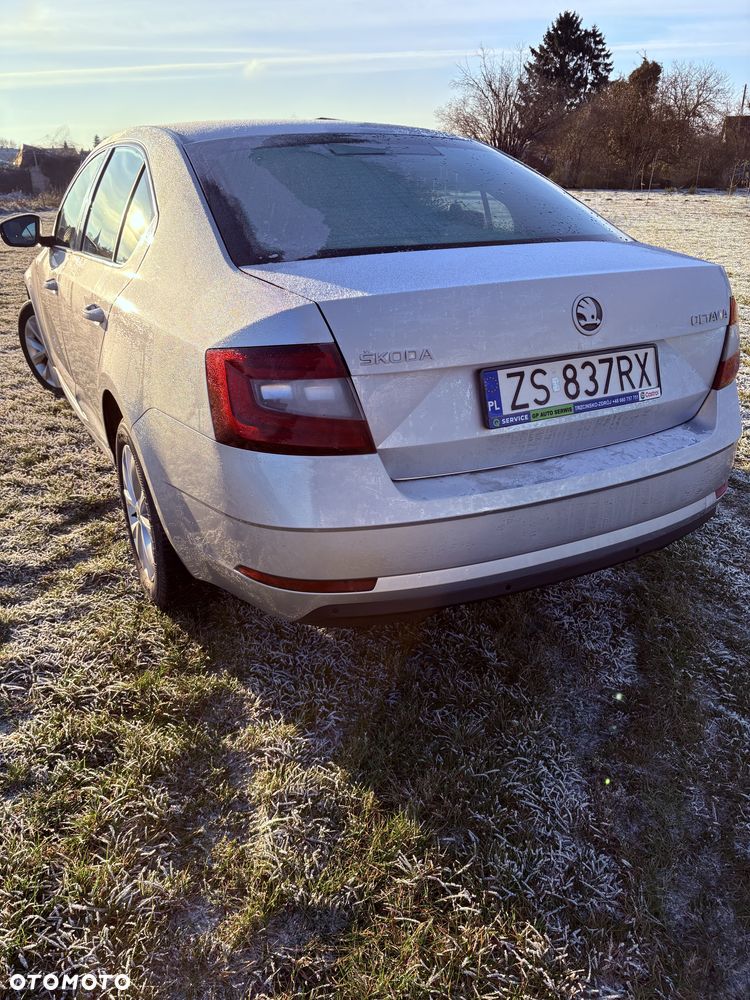 Skoda Octavia 1.6 TDI Ambition - 8