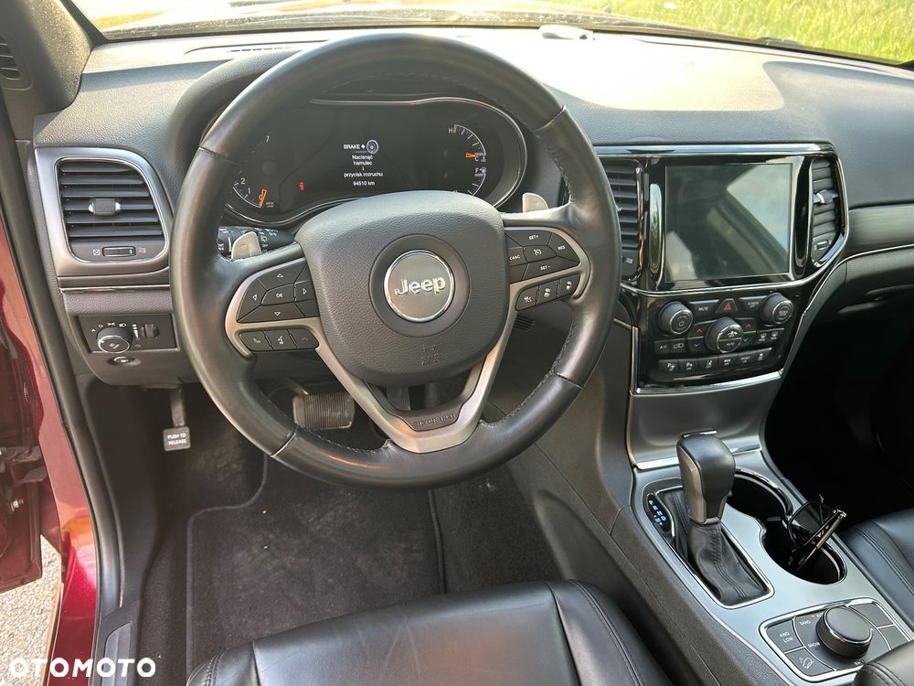 Jeep Grand Cherokee - 34
