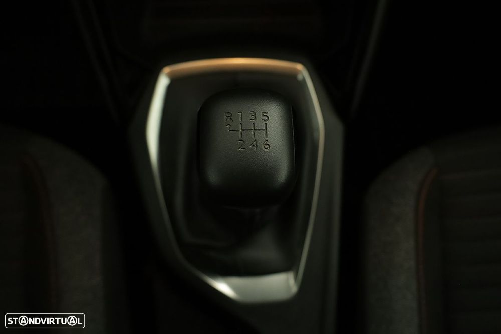 Peugeot 208 1.2 PureTech Active - 13