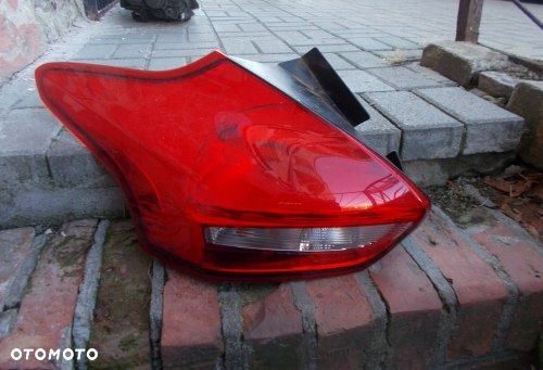 FORD FOCUS MK3 LIFT 14+ HB LEWA TYLNA LAMPA ZWYKŁA ORYGINAŁ - 1