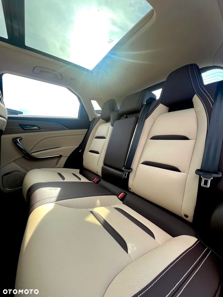 Bestune T77 1.5T Business DCT - 11