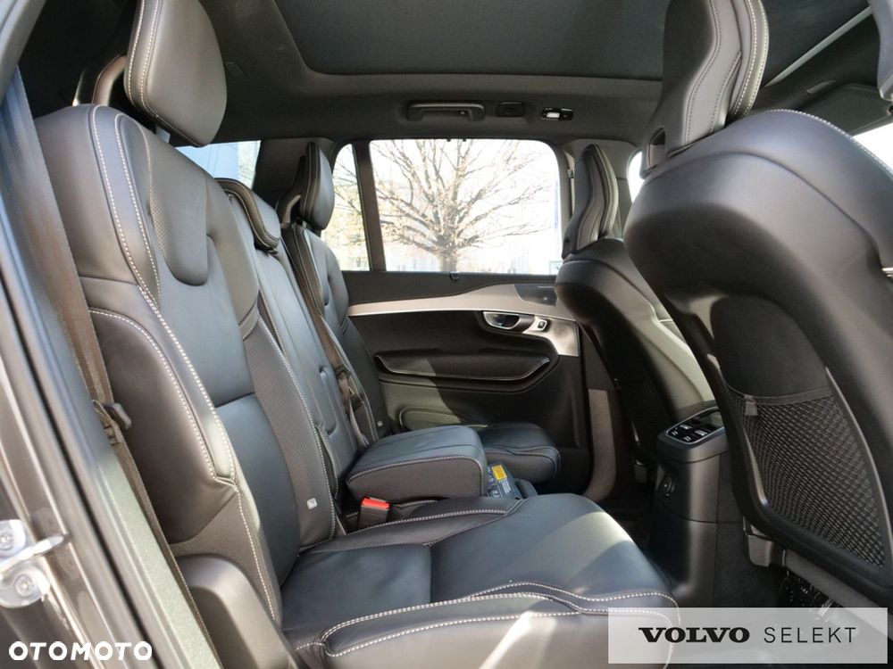 Volvo XC 90 - 31