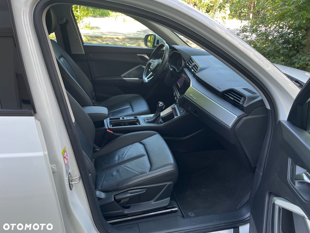 Audi Q3 2.0 TDI S tronic - 9