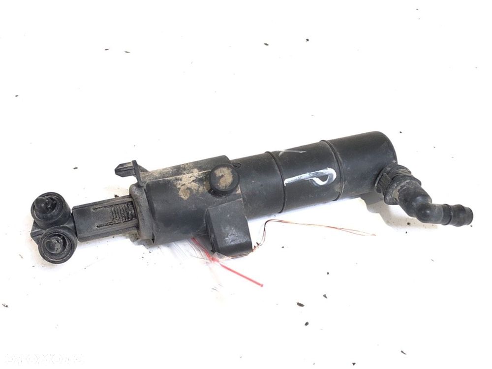 SPRYSKIWACZ REFLEKTORA PRAWY PRZÓD  MERCEDES-BENZ KLASA E T-Model (S212) 2009 - 2016 E 200 CDI / - 1