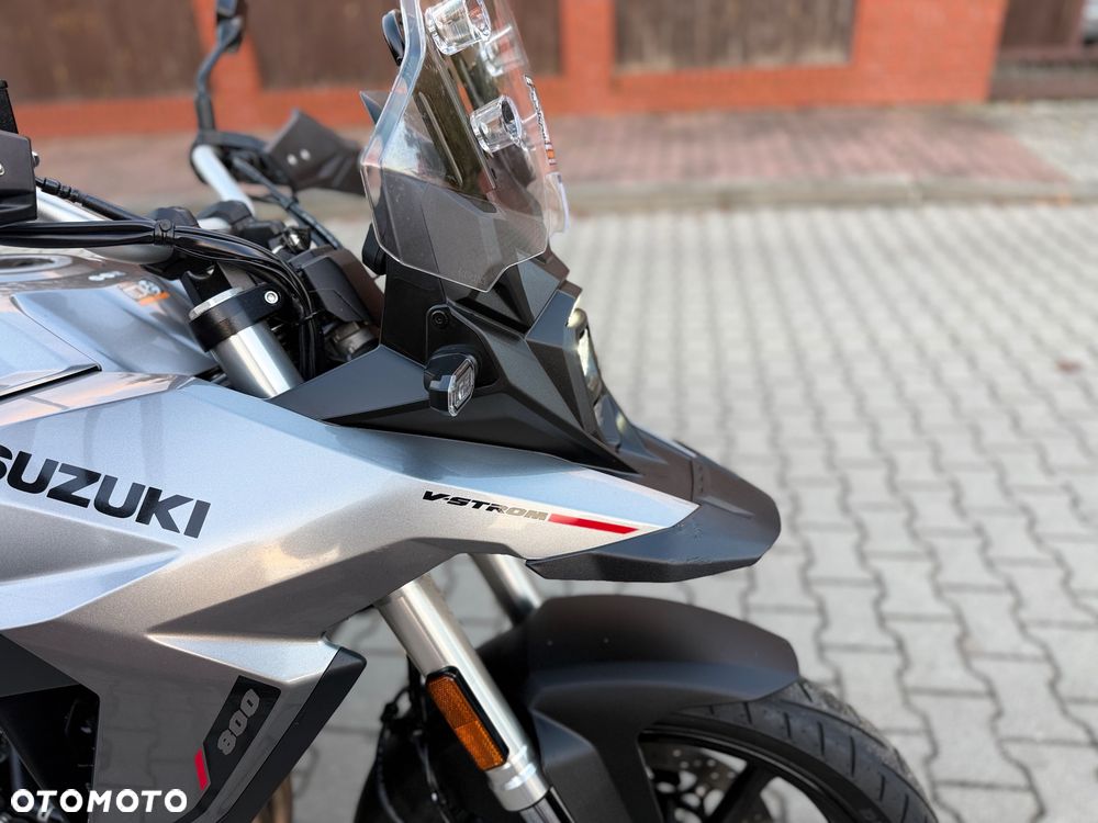Suzuki DL - 6