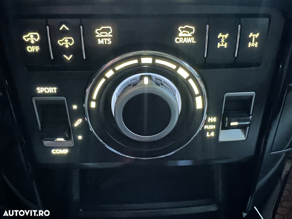 Toyota Land Cruiser 2.8l Turbo D-4D AVS Aut. Luxury - 13