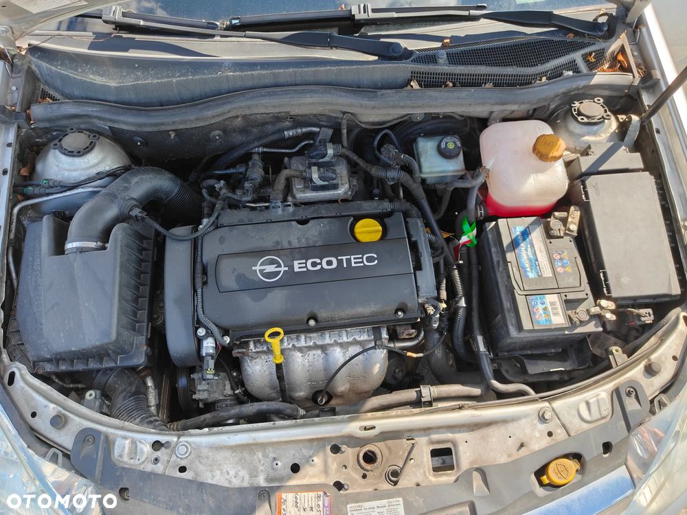 Opel Astra 1.6 Enjoy - 18
