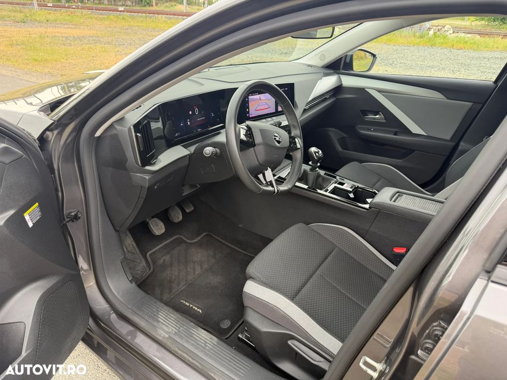 Opel Astra 1.2 Turbo Edition - 17
