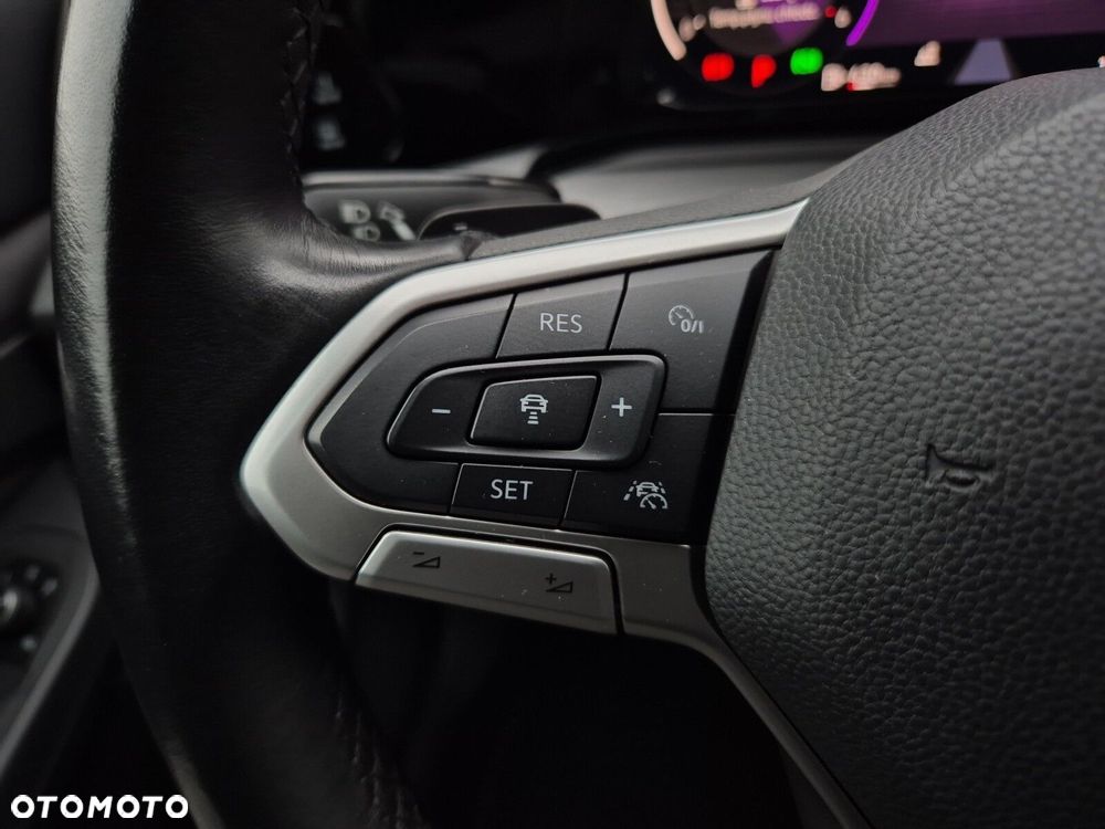 Volkswagen Golf Variant - 21