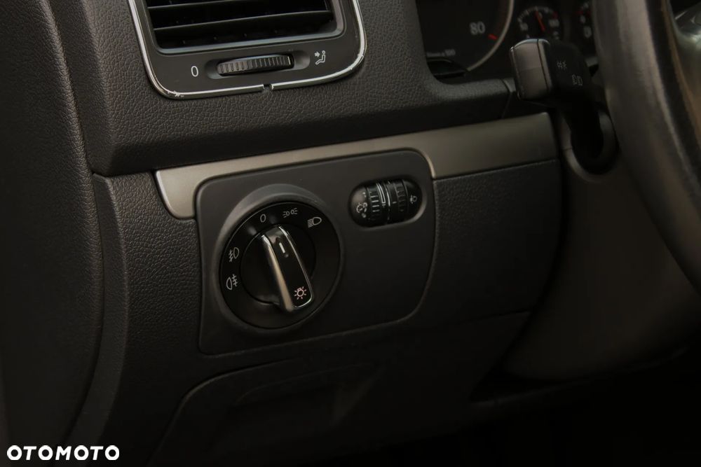 Volkswagen Golf 2.0 FSI Speed - 36