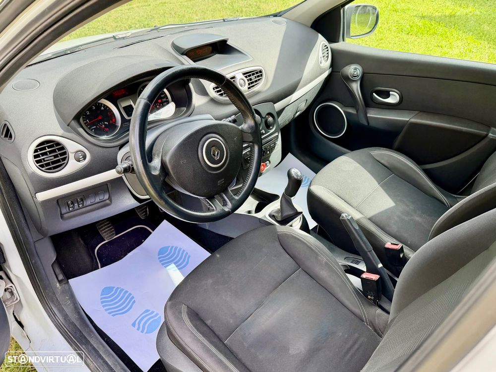 Renault Clio 1.5 dCi Dynamique S - 45