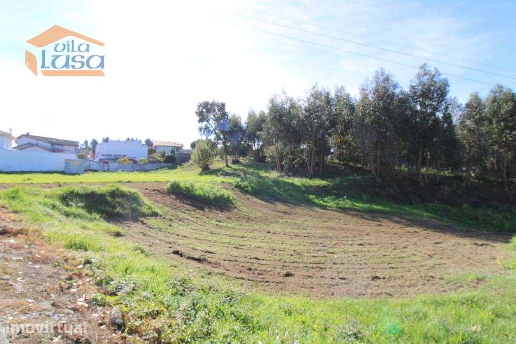 Terreno Plano com Pip aprovado para condomínio de 8 moradias em ban... - Grande imagem: 5/14